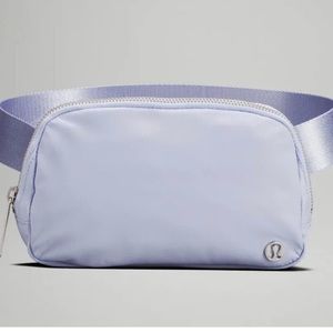 Lululemon Everywhere Belt Bag